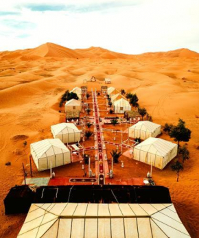 Adrar desert camp